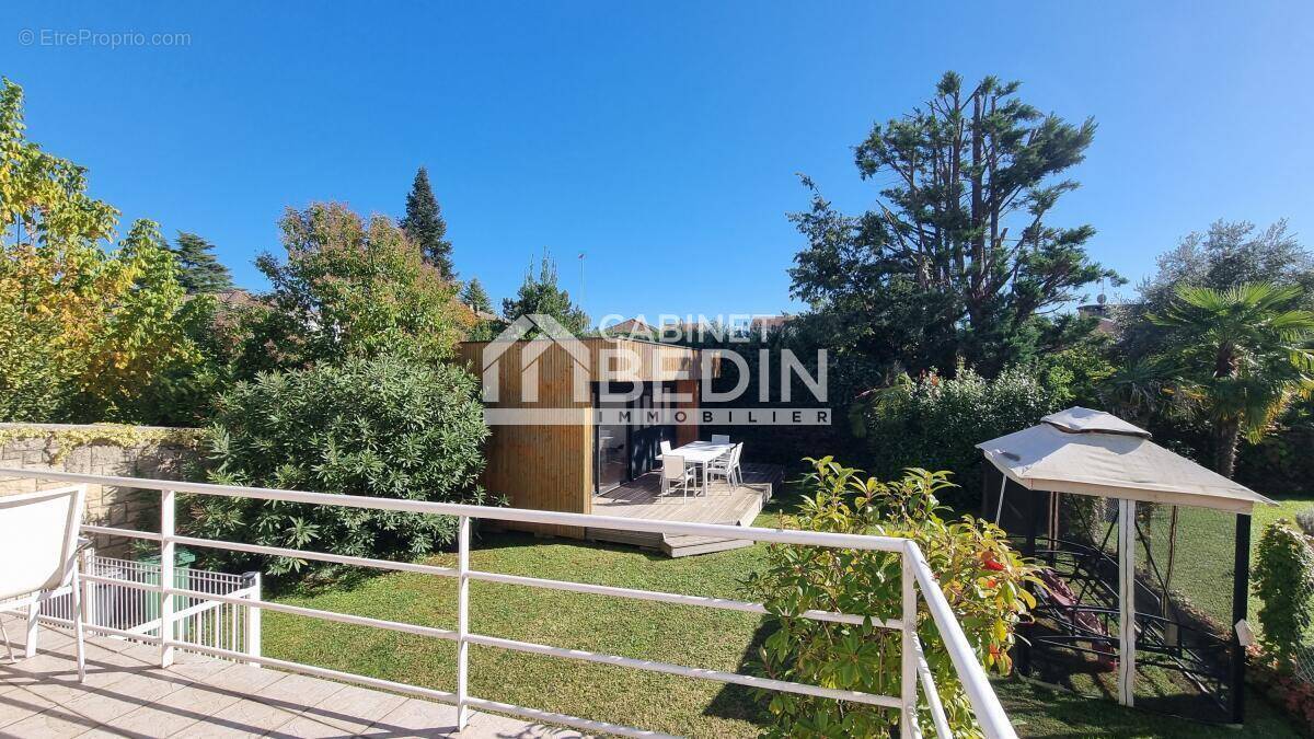 Maison à LE BOUSCAT