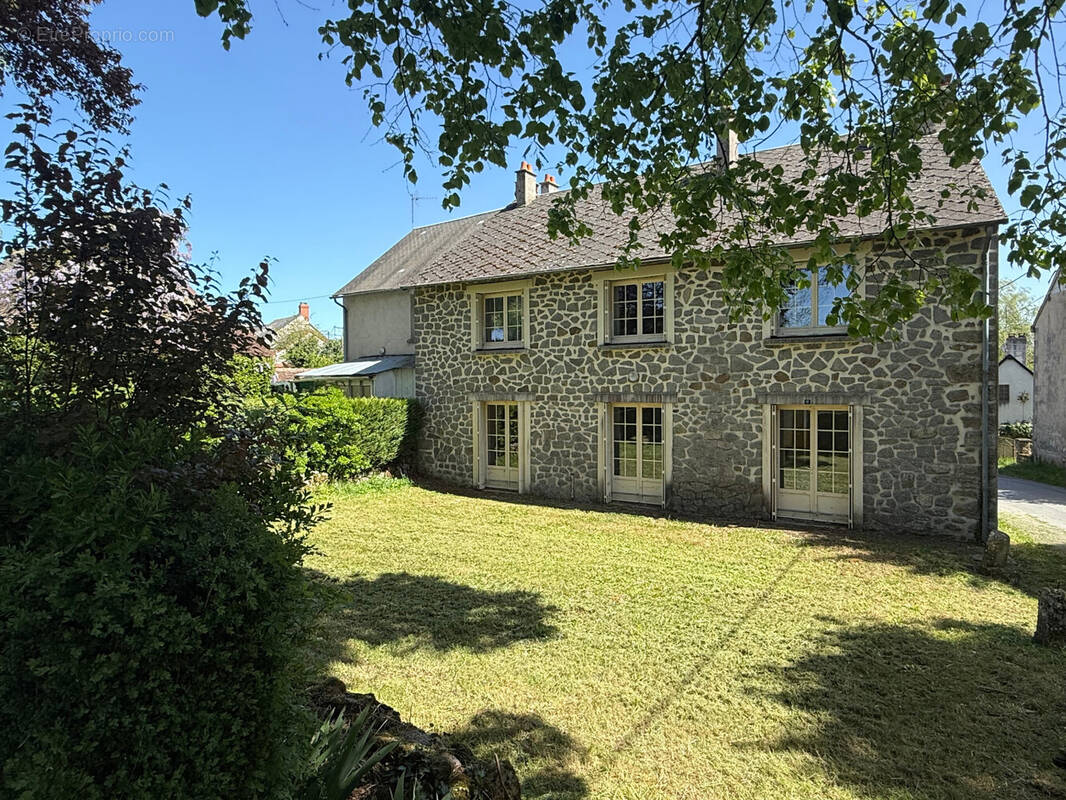 Maison à LA FORET-DU-TEMPLE