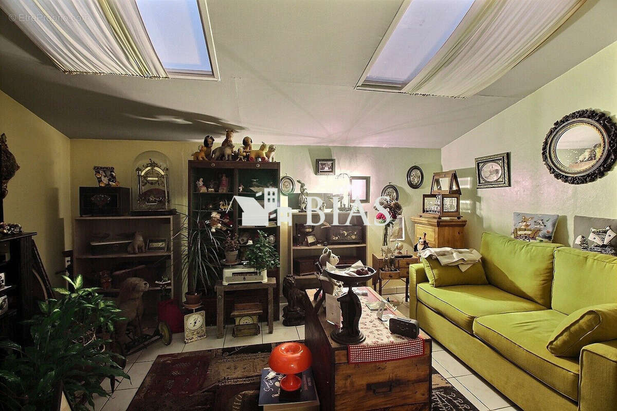 Maison à MONT-SAINT-AIGNAN