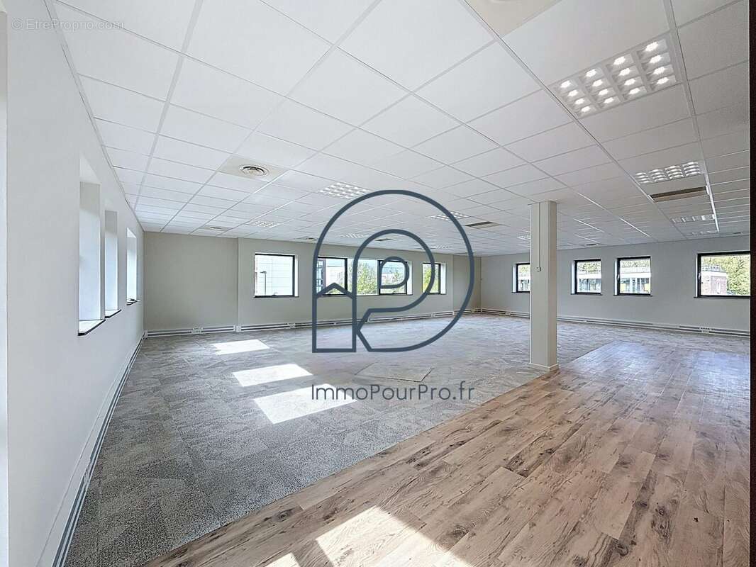 Commerce à WASQUEHAL