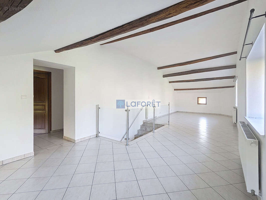 Maison à FRESNES-SUR-APANCE