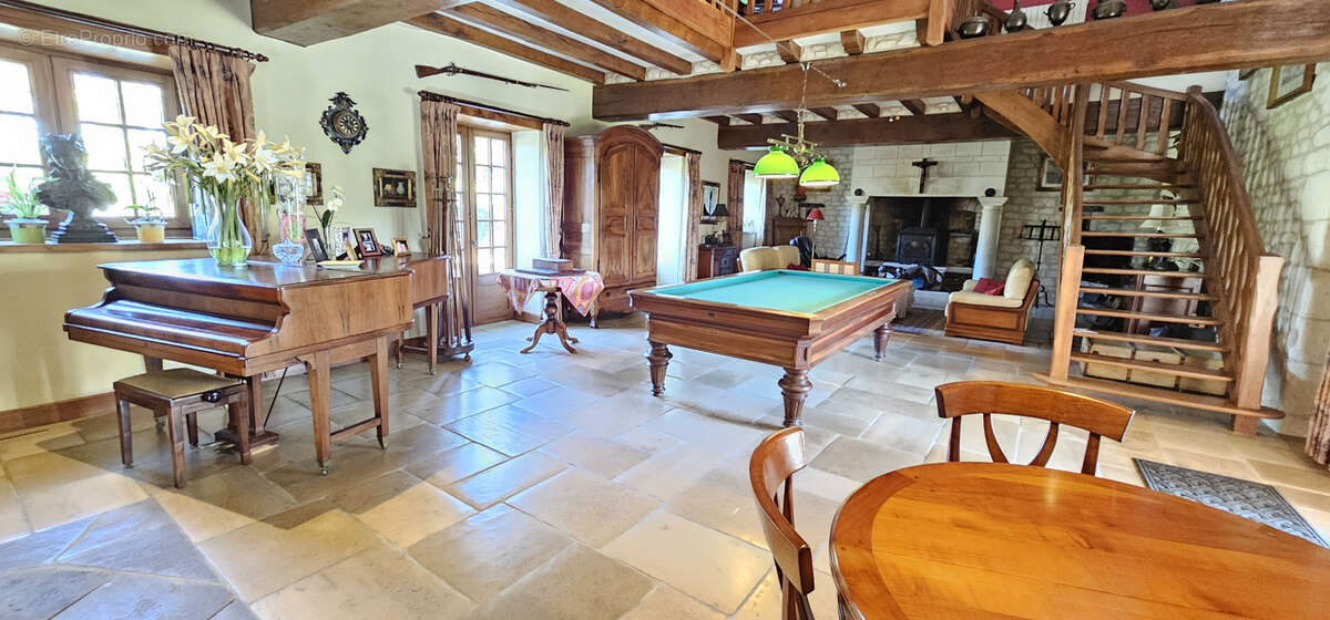 Maison à SAINTE-MAURE-DE-TOURAINE