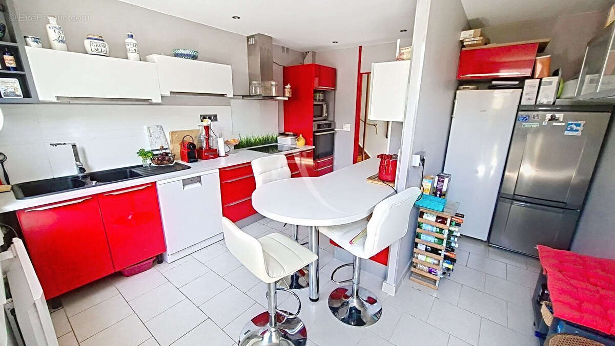 Maison Rives Du Loir En Anjou 6 pièce(s) 165 m2 - photo 4