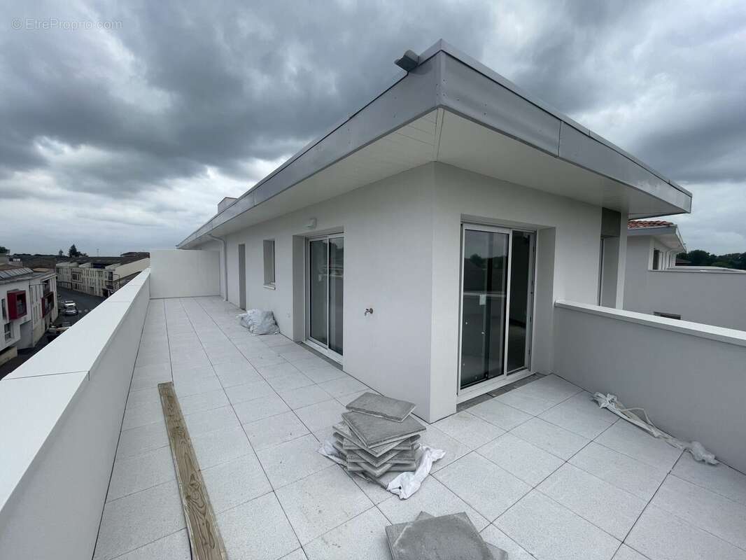 Appartement à SAINT-MEDARD-EN-JALLES