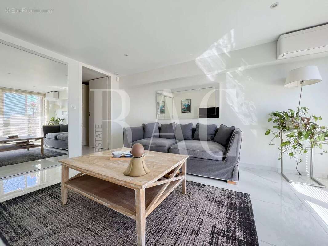 Maison à SAINT-RAPHAEL