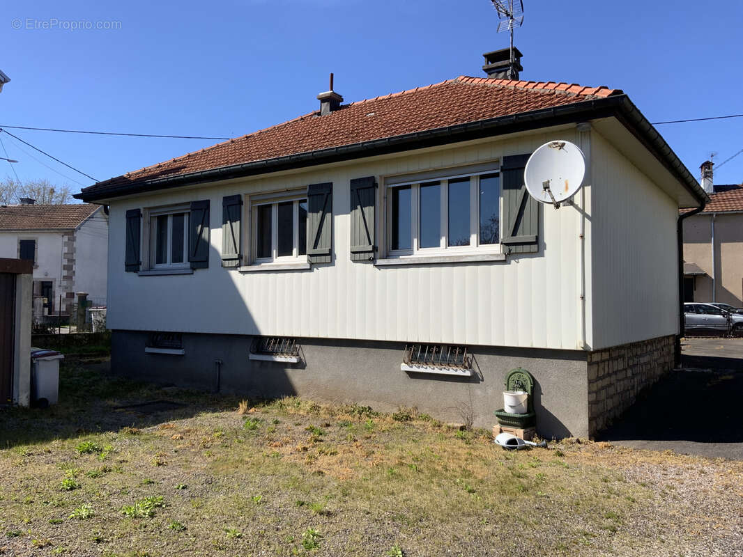 Maison à SAINT-SAUVEUR