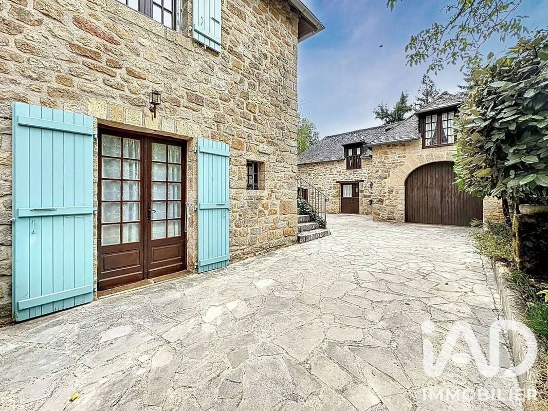 Photo 1 - Maison à TERRASSON-LAVILLEDIEU