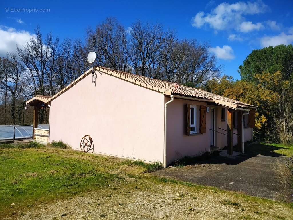 Maison récente avec piscine + dépendances - photo 9