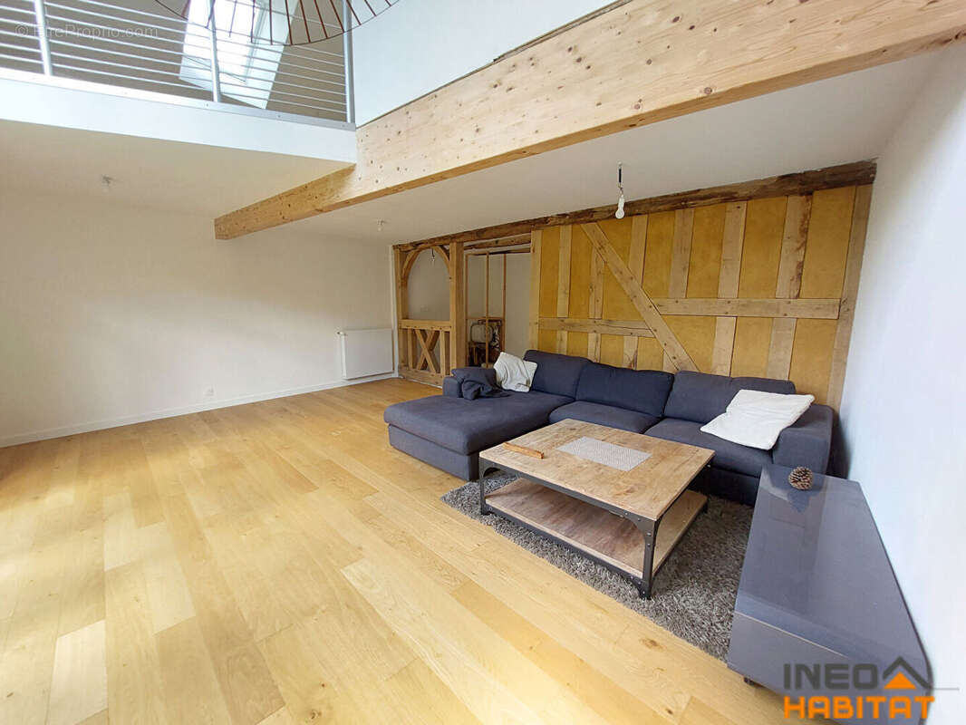 Maison à MELESSE