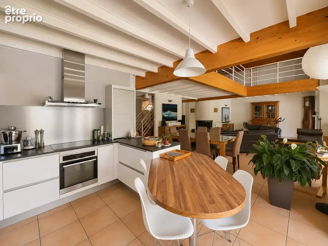 MONTÉLIER   Maison d'architecte de 202 m2 avec piscine 12x6 m sur un parc arboré de 5 266 m2 - photo 6