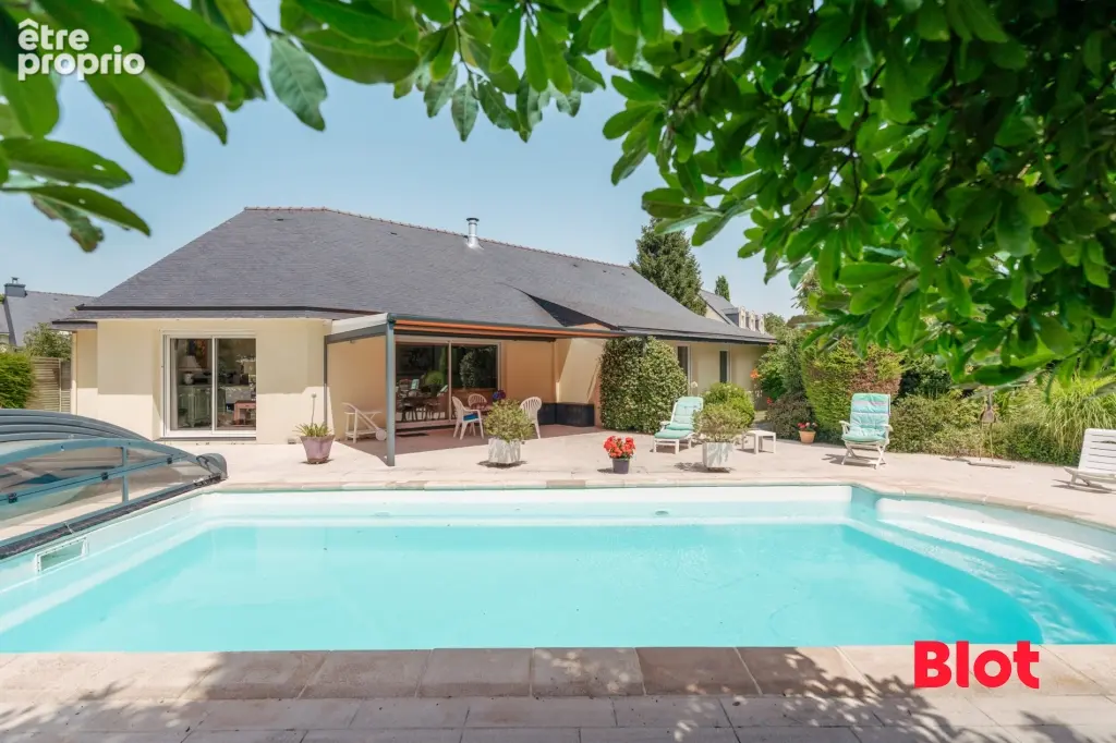 Photo Maison à Saint-Ave au prix de 750 000€