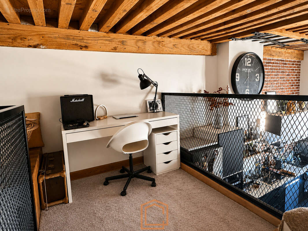 Appartement 81 m2 avec  vue exceptionnelle  - Croix rousse centre - photo 10