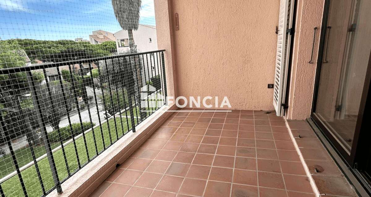 Appartement à SIX-FOURS-LES-PLAGES