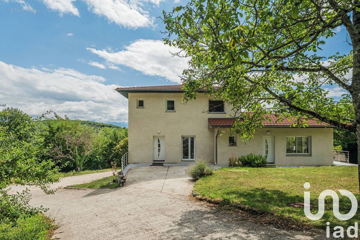 Photo 1 - Maison à CLAIX