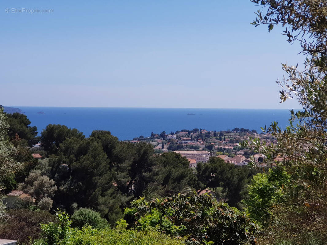 Maison à CARQUEIRANNE