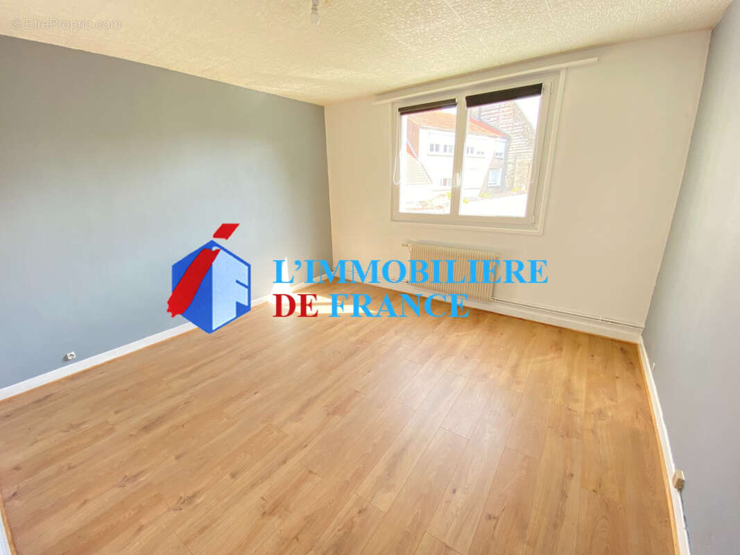 Exclusivité ! Au coeur St Omer, Appartement T4, cave et garage - photo 3
