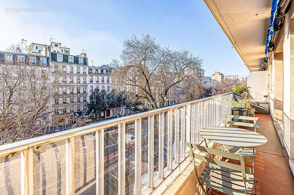 Appartement à PARIS-12E