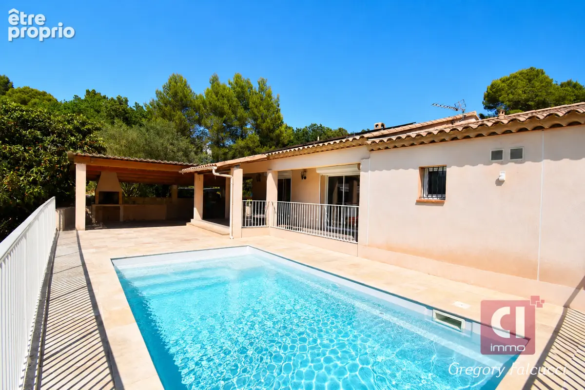 Flassans-sur-issole  villa contemporaine de plain-pied avec piscine, panneaux photovoltaïques - photo 15