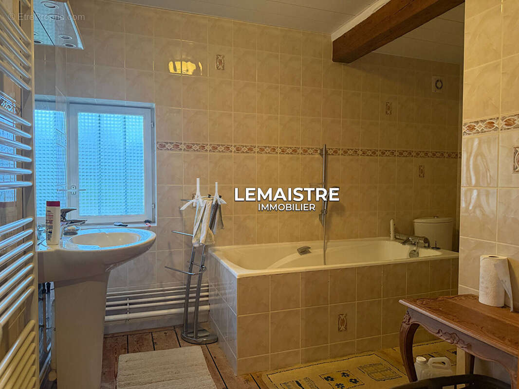 Maison à GONNEVILLE-LA-MALLET