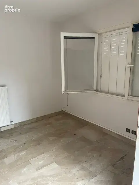 Maison d' habitation ou bureaux de 160 m2 avec grand garage - photo 6