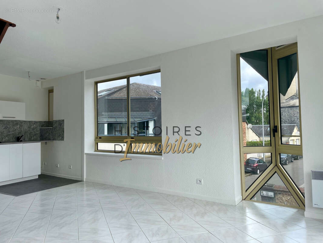 Appartement à MONT-SAINT-AIGNAN