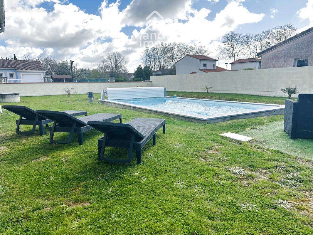 Auterive (31) - villa 141 m2 sur 823 m2 de terrain cloture e - photo 2