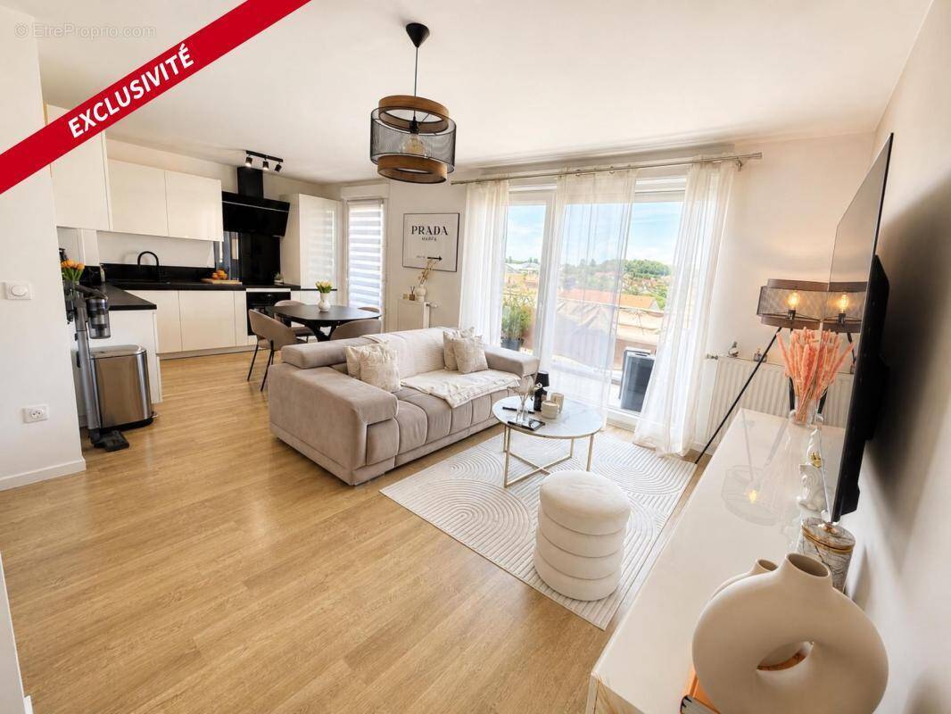Appartement à SAINT-FARGEAU-PONTHIERRY