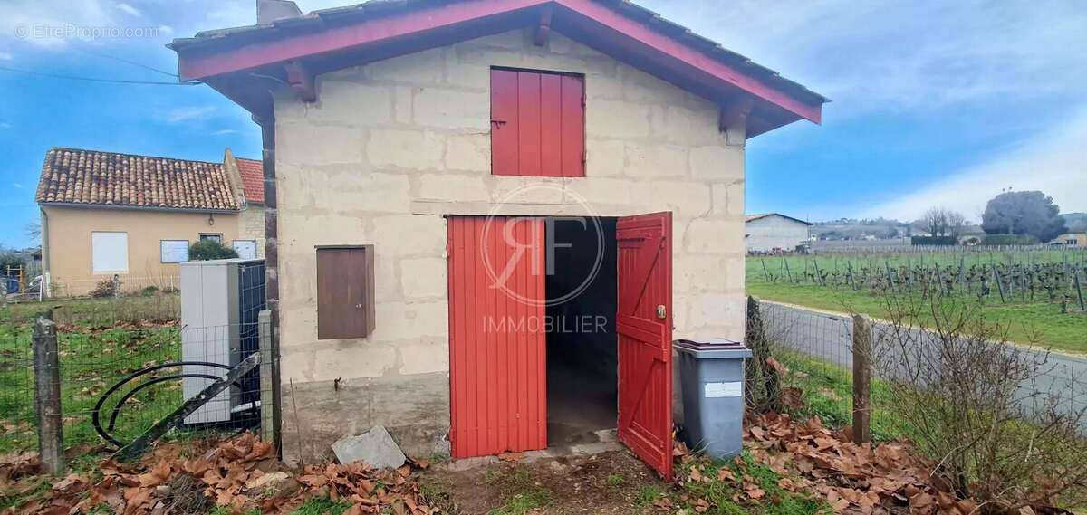Maison à SAINT-EMILION