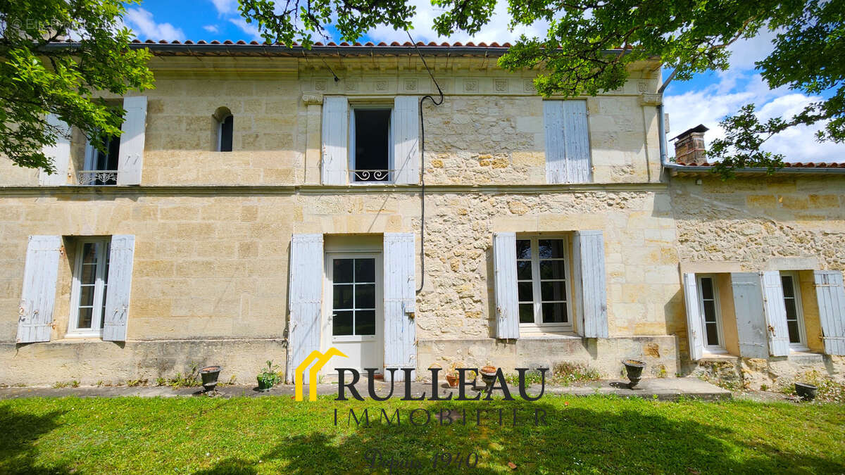 Maison à SALIGNAC