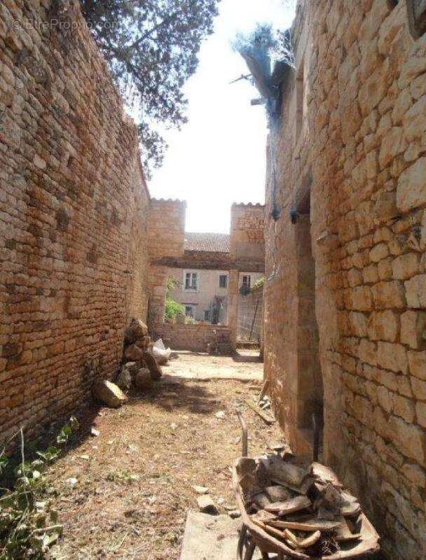 Maison à SAUZE-VAUSSAIS