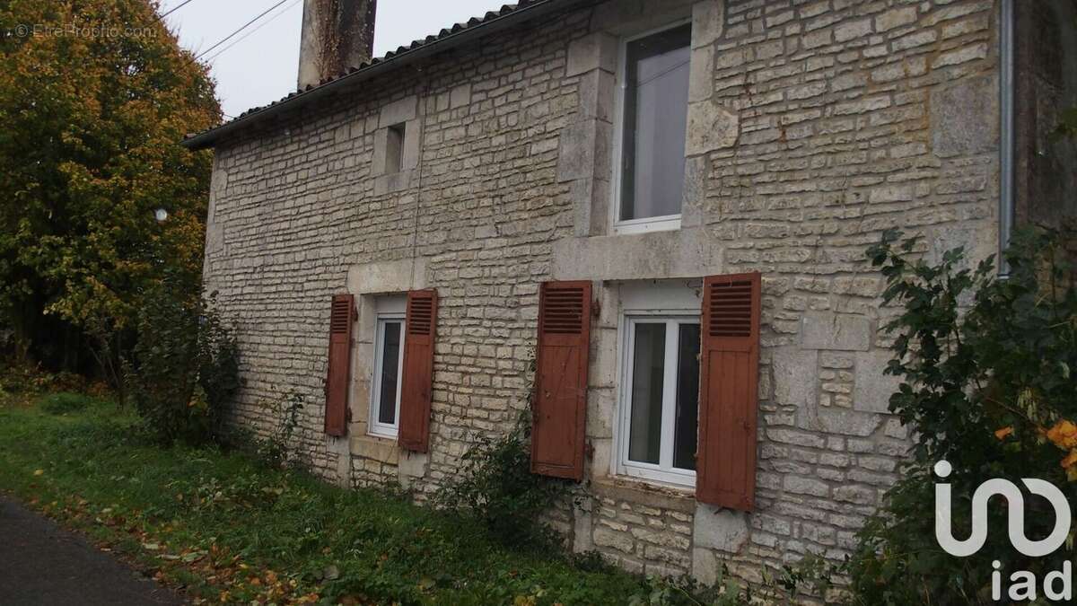 Photo 5 - Maison à USSON-DU-POITOU