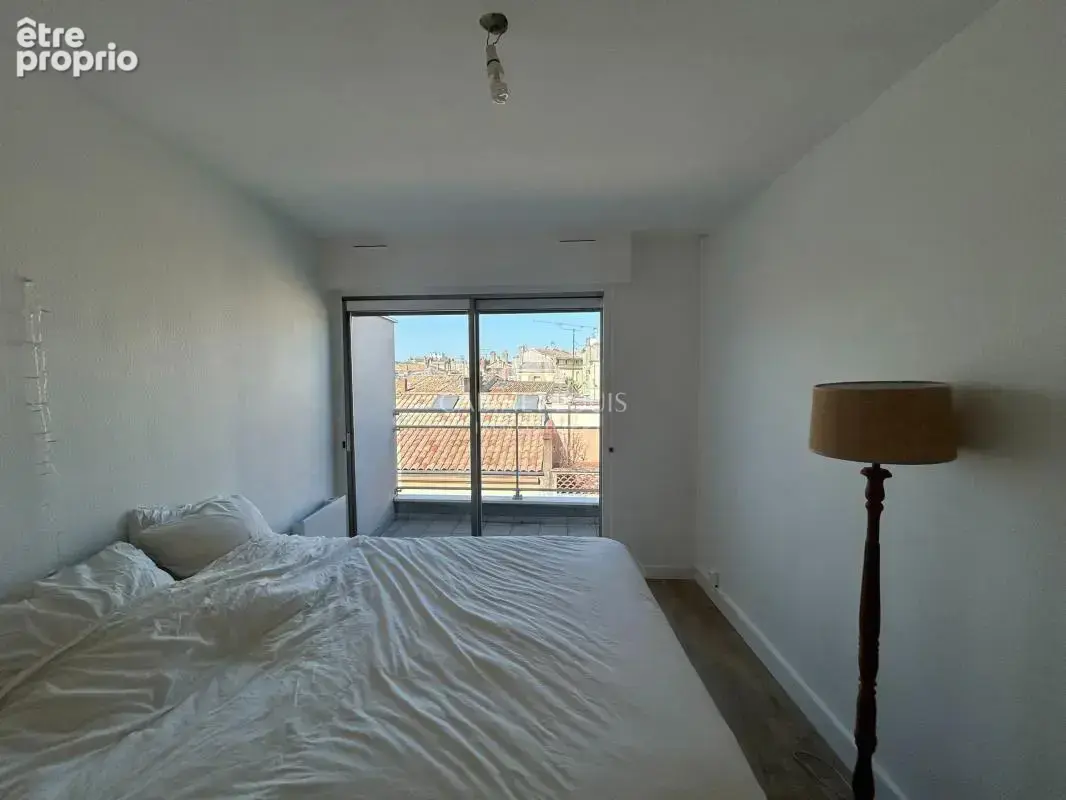 Magnifique T2 - Rénové avec parking et balcon - photo 6