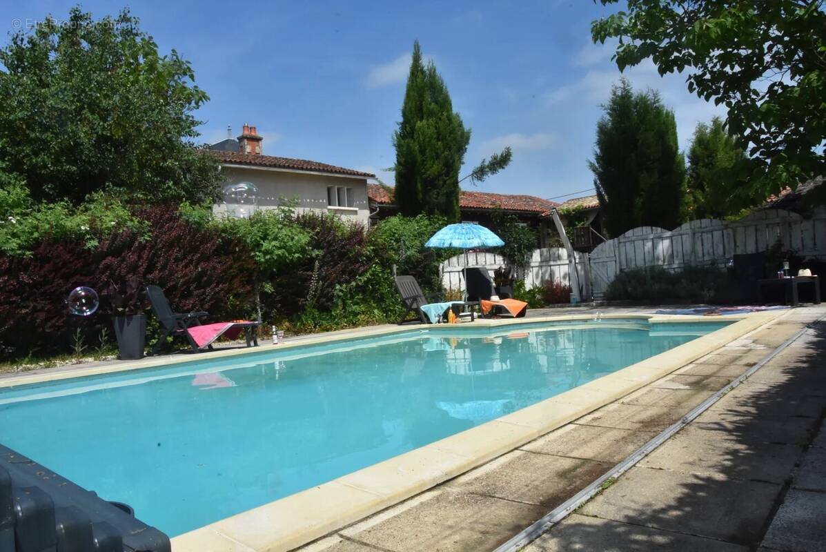 Domaine d’exception avec Maison de Maître, maisons d’amis et piscine - photo 2