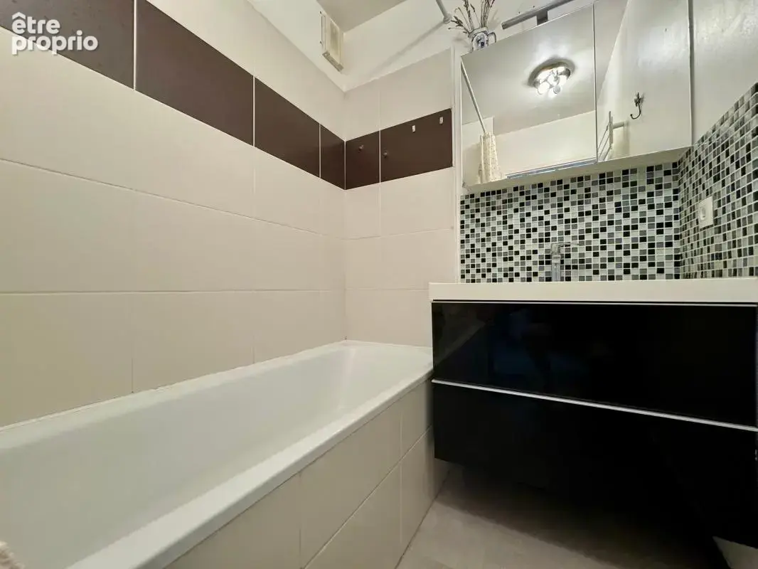 Appartement À Vendre - photo 8