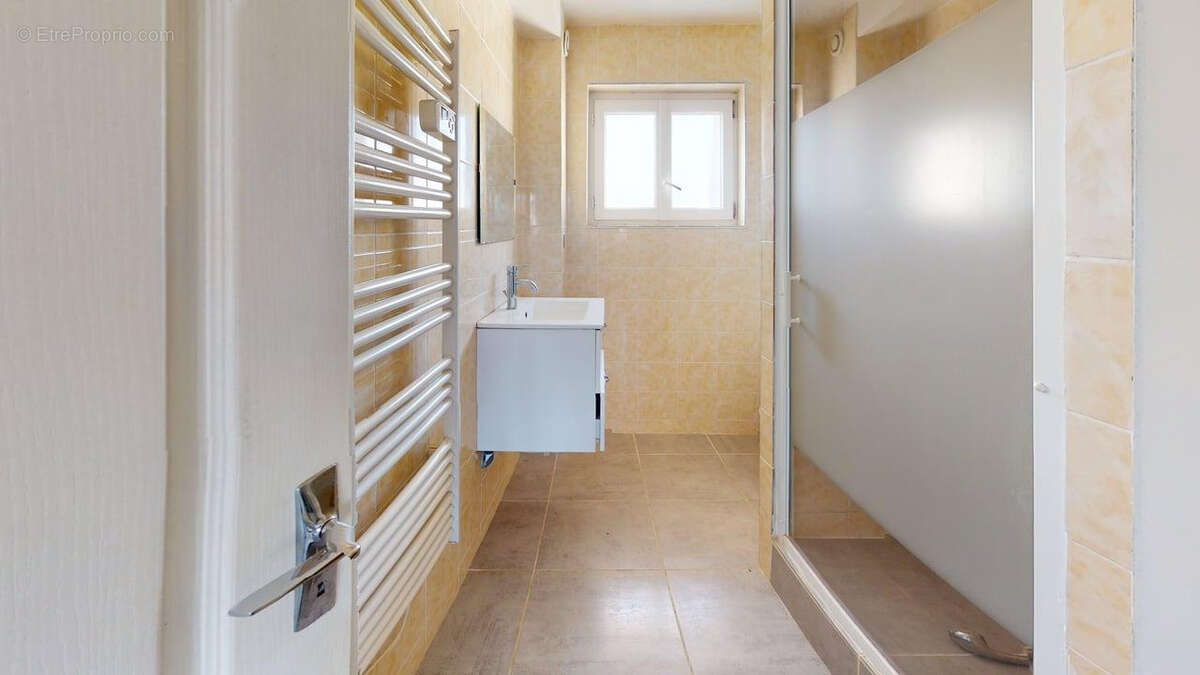 Appartement à COULOMMIERS