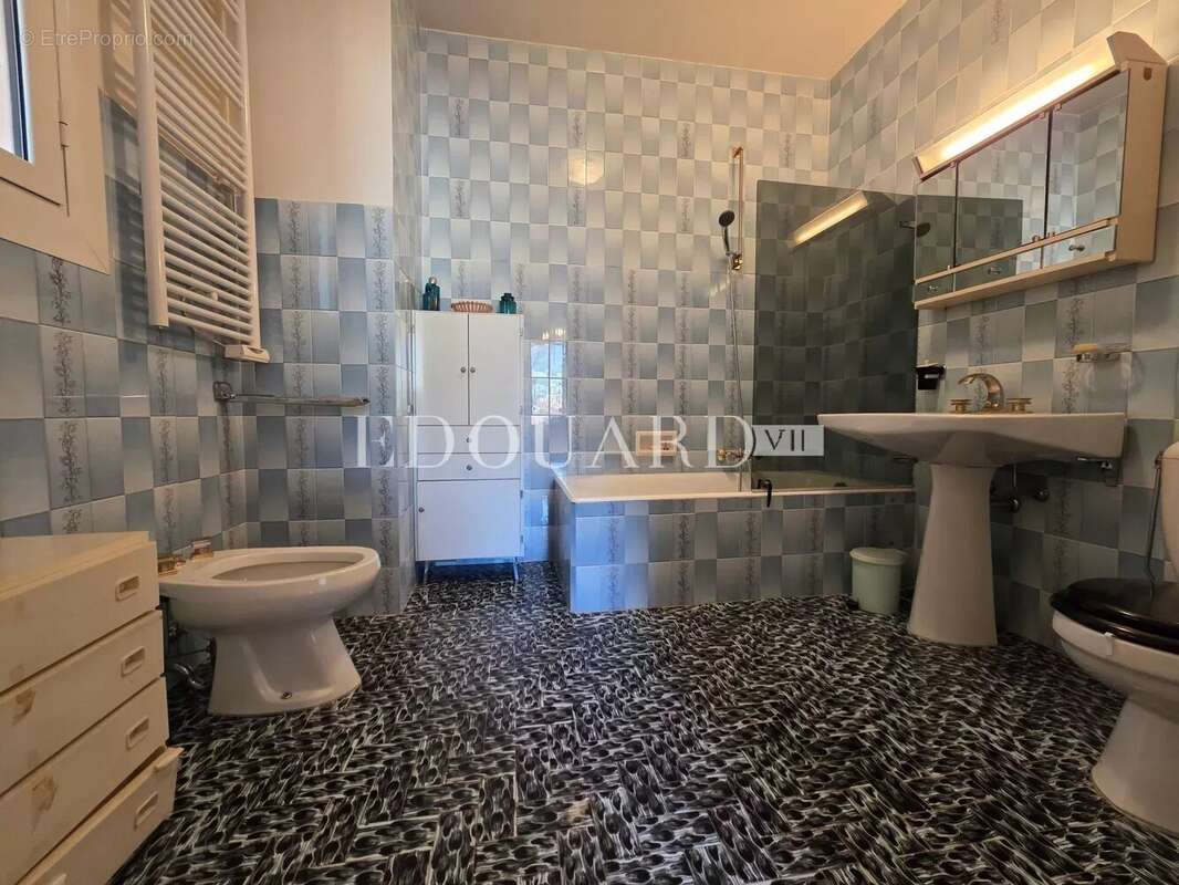 Appartement à MENTON