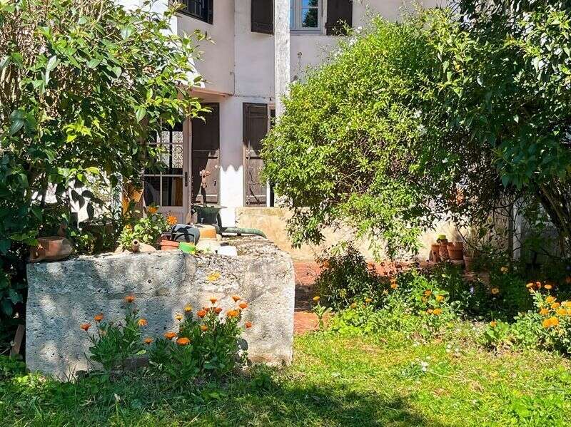 ST CLAR, centre ville, agréable maison ancienne rénovée avec jardin - photo 3