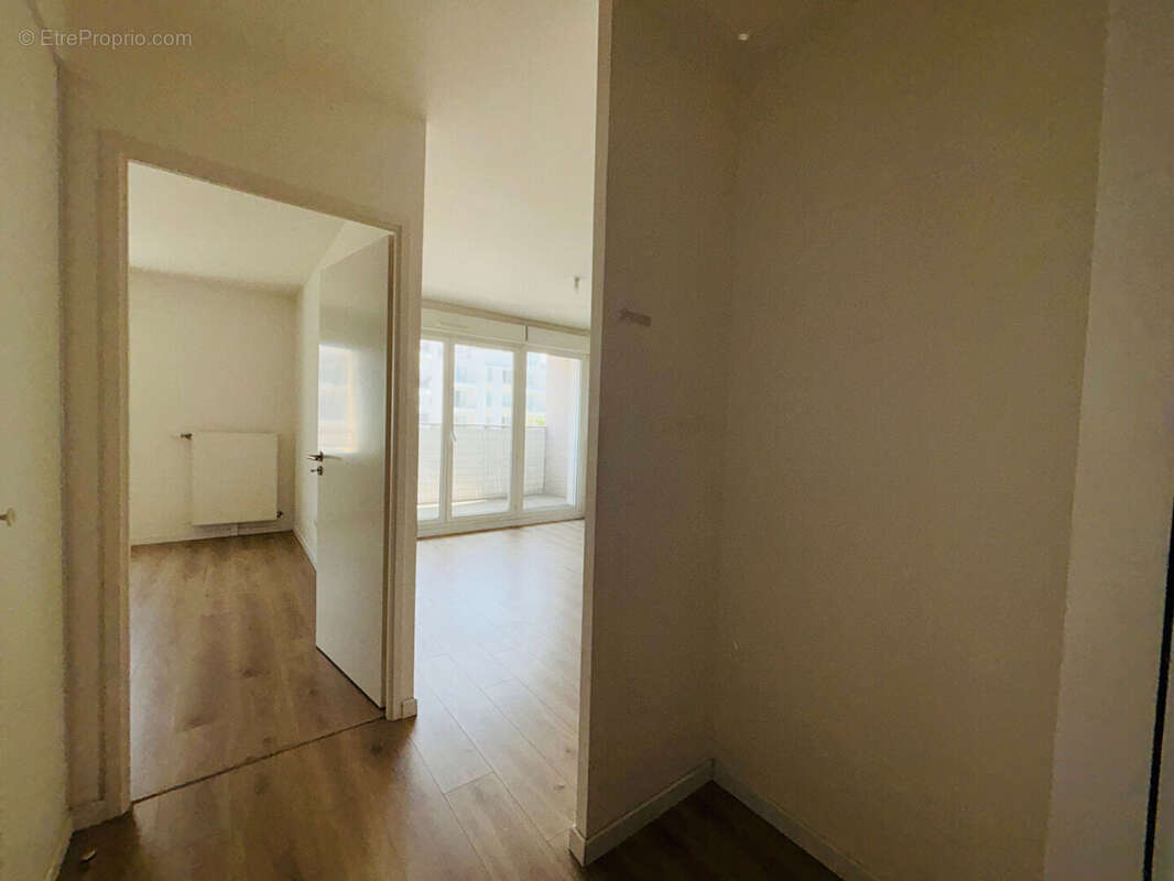 Appartement 2 pièces Bezons ! - photo 4