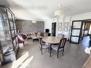 Appartement à SAINT-MAUR-DES-FOSSES