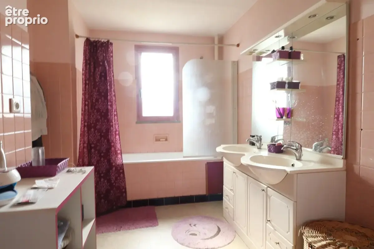 Tournon sur rhone, propriete 300 m2 habitables. - photo 17