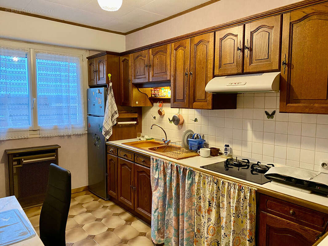 Appartement à MONTCEAU-LES-MINES