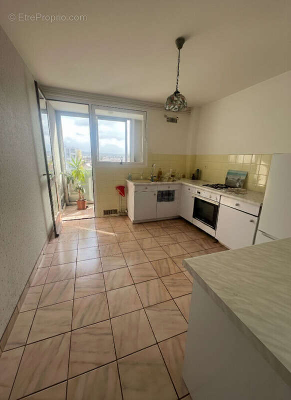 Appartement Tarbes 3 pièce(s) 85.95 m2 - photo 3
