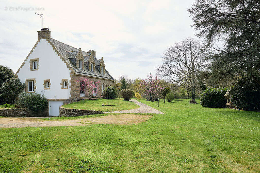Maison à LOCOAL-MENDON