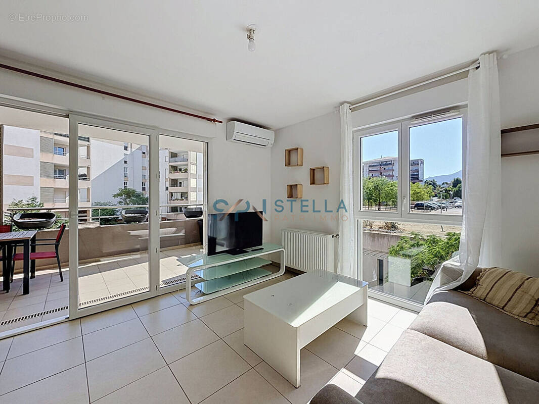 Appartement à SARROLA-CARCOPINO