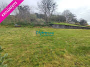Terrain à MONTREVAULT