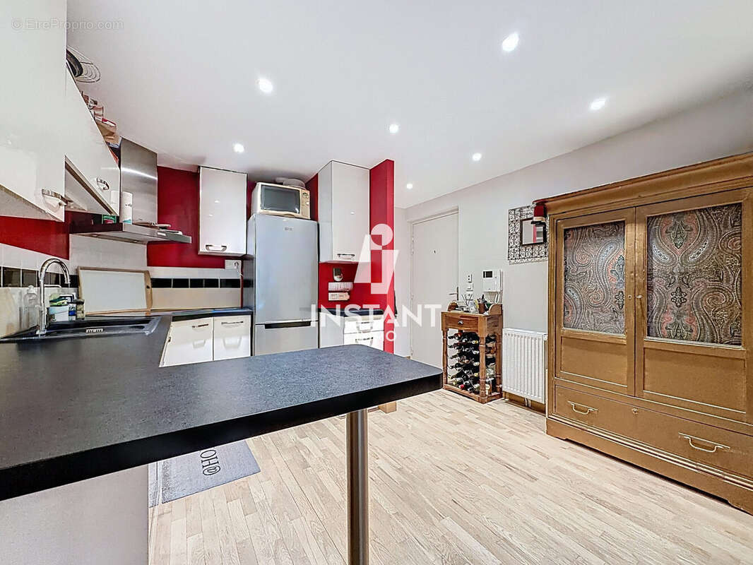 Appartement à MAISONS-ALFORT