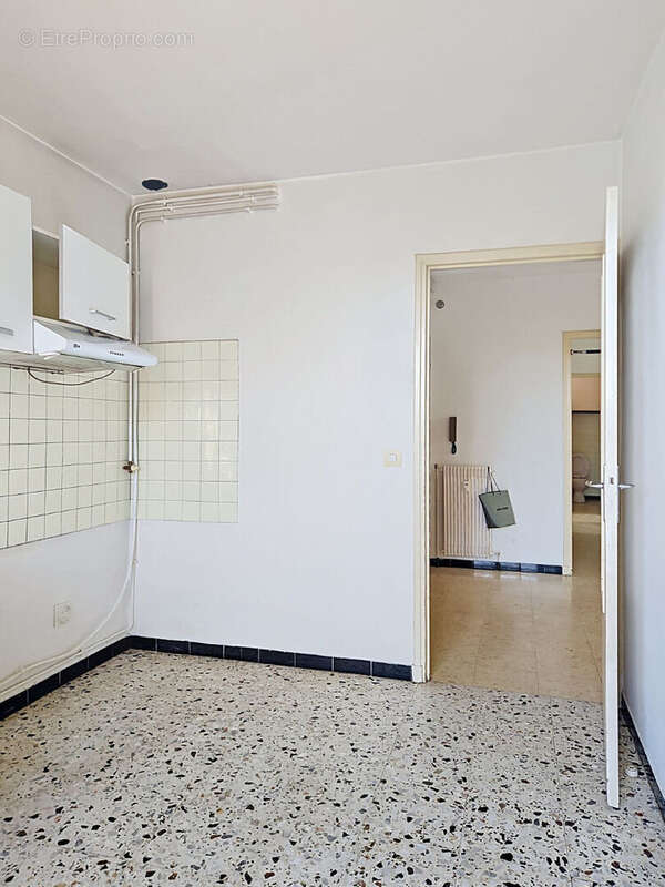 Appartement Nimes 4 pièce(s) 85.63 m2 - photo 13