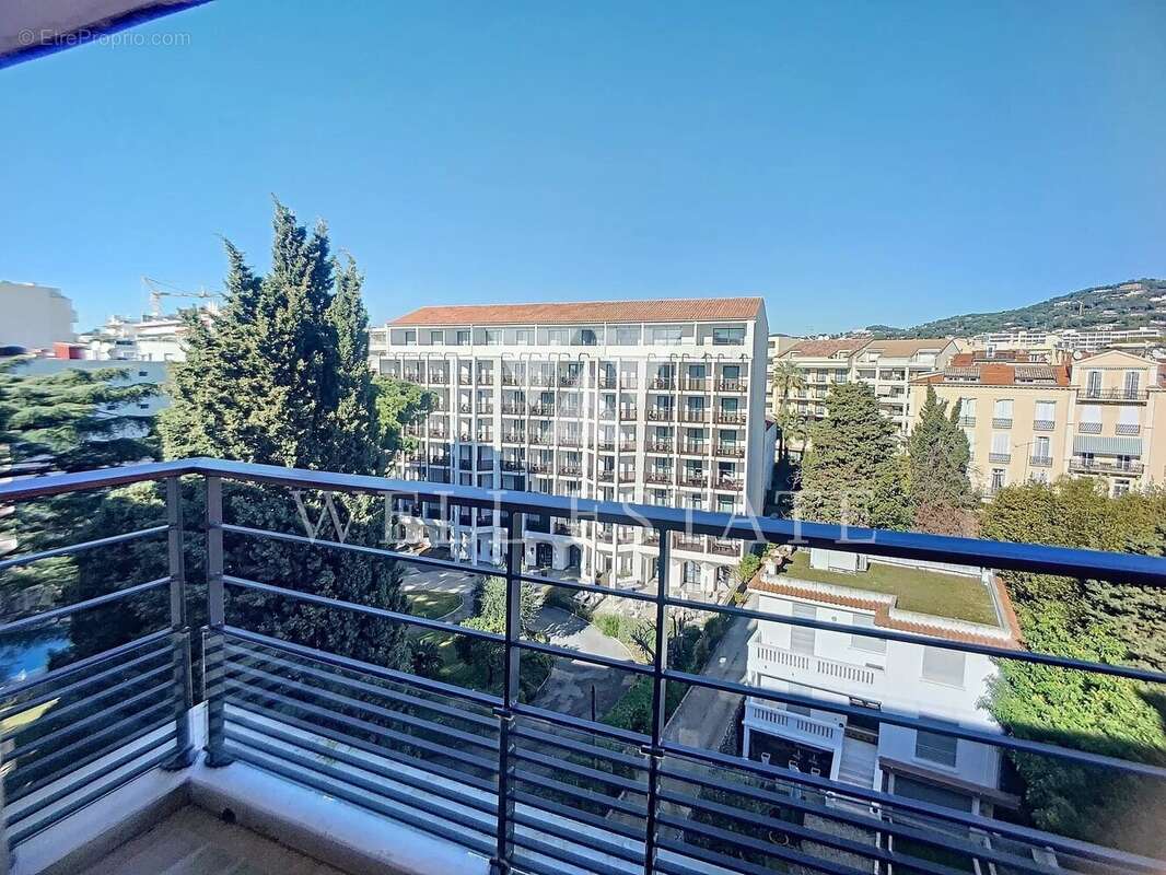 Appartement à CANNES