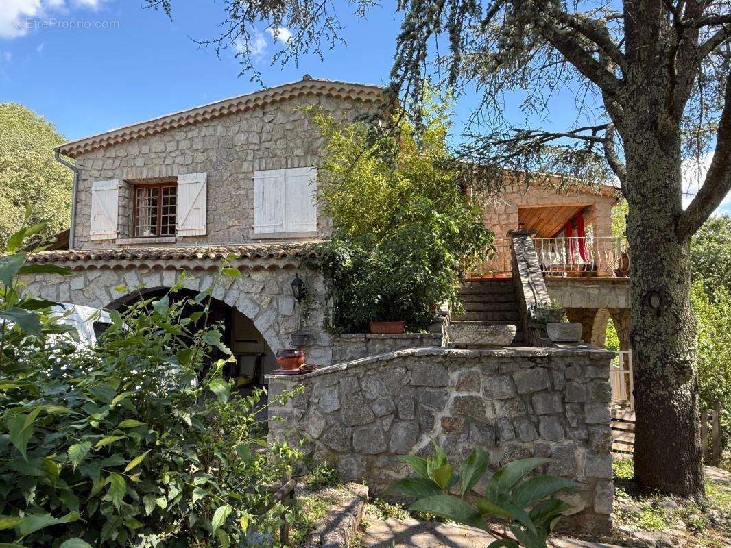 Maison à SAINT-ALBAN-AURIOLLES
