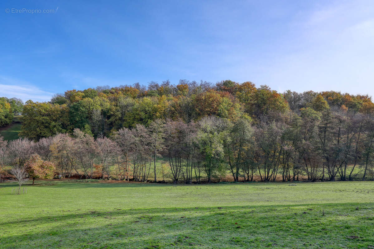 Maison à CIVRIEUX-D&#039;AZERGUES